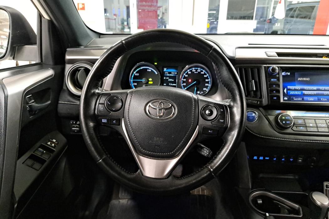 TOYOTA RAV4 2017