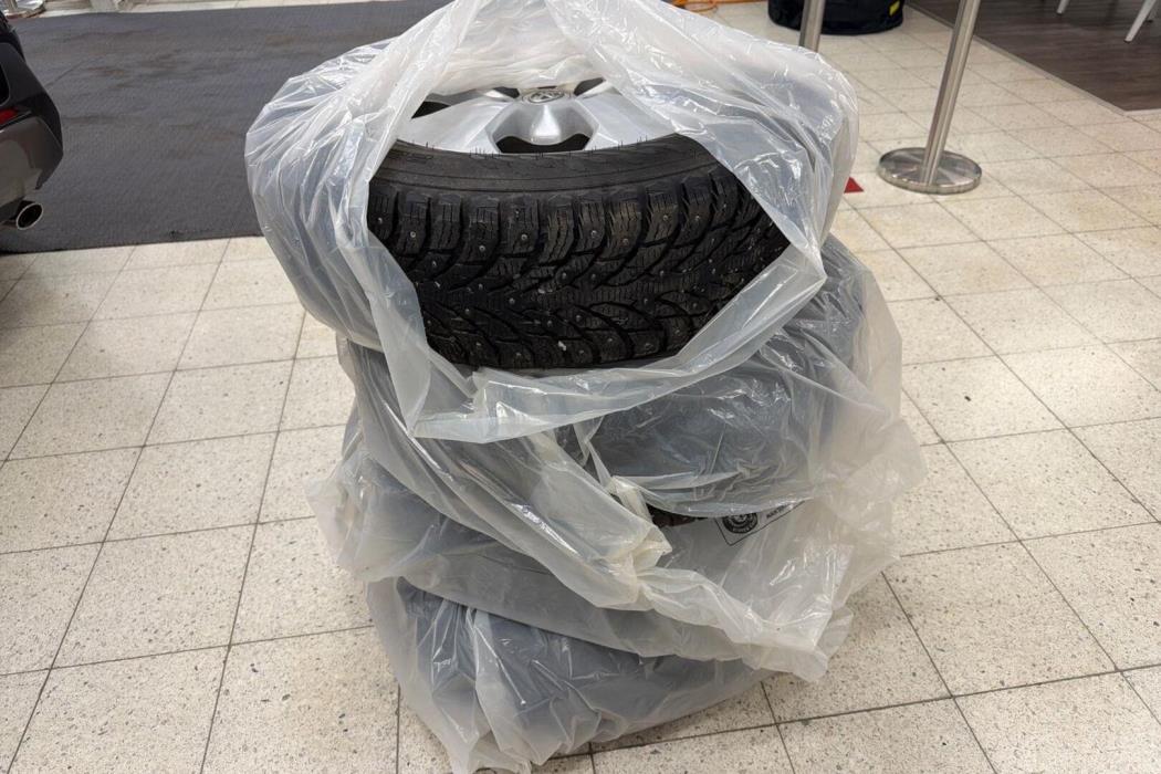 TOYOTA RAV4 2021