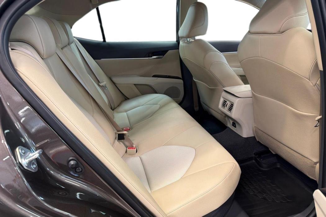 TOYOTA Camry 2020