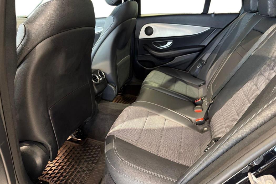 MERCEDES-BENZ E 2017