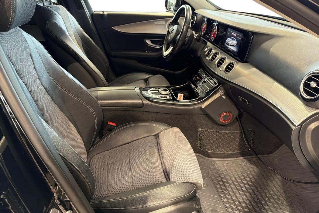 MERCEDES-BENZ E 2017