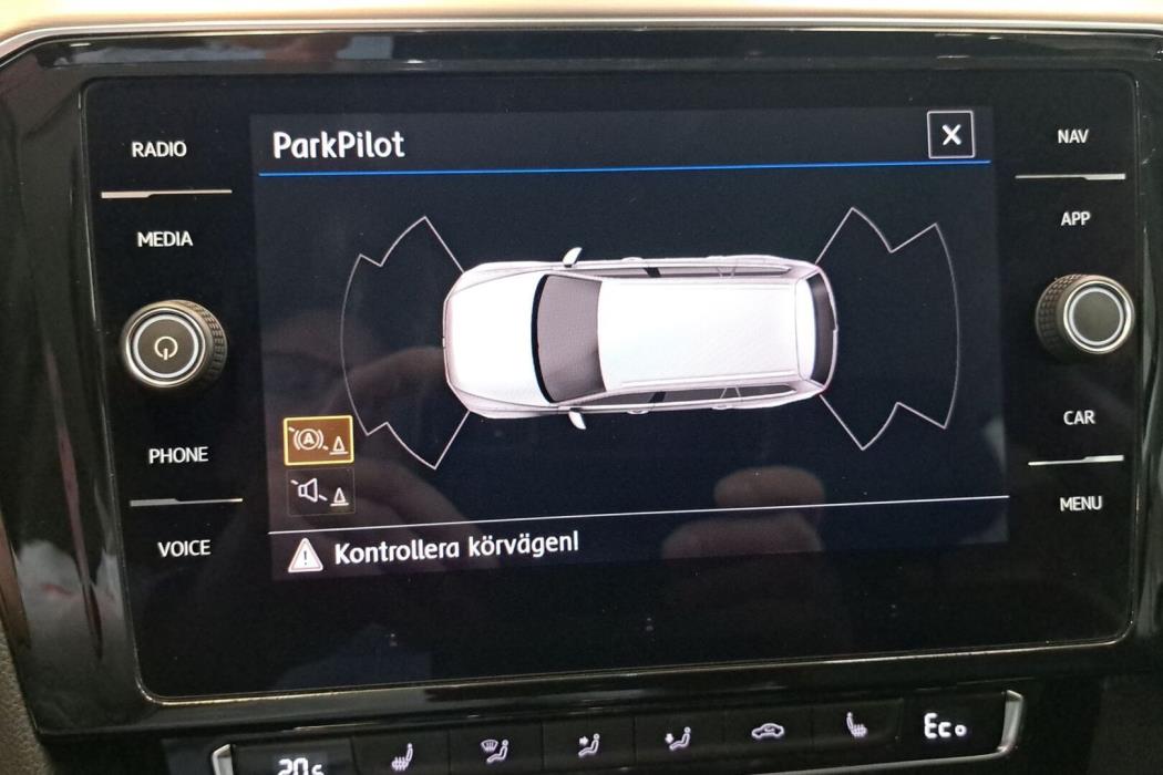 VOLKSWAGEN Passat 2018