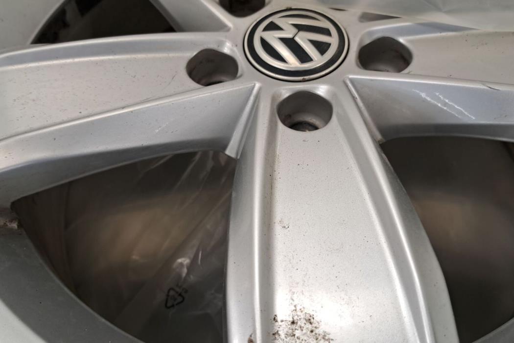 VOLKSWAGEN Passat 2018