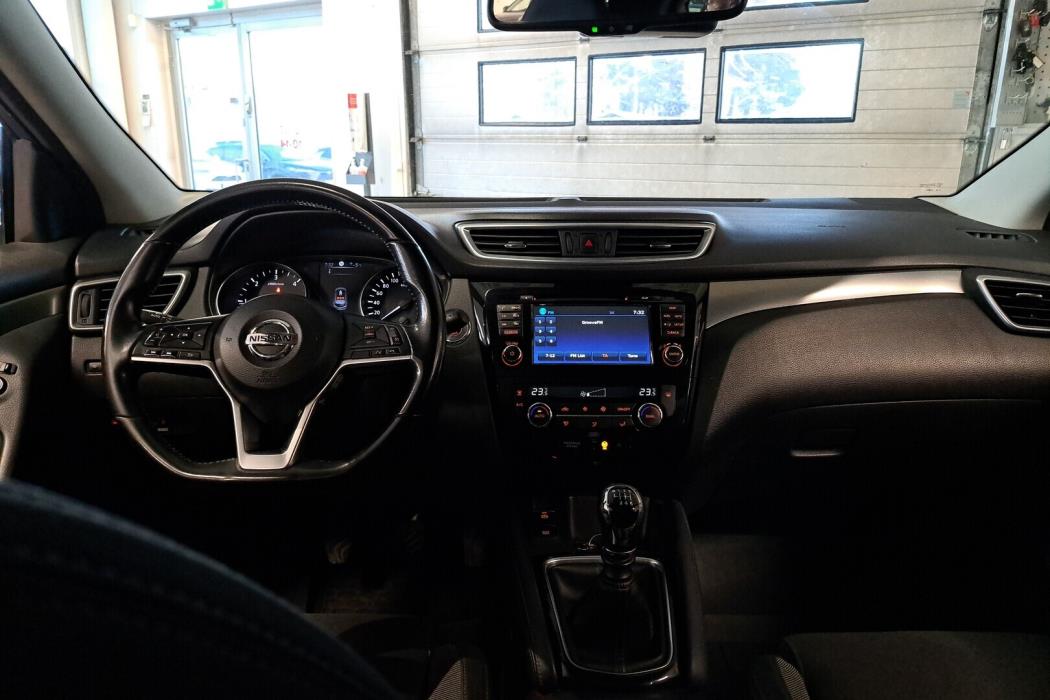 NISSAN Qashqai 2018