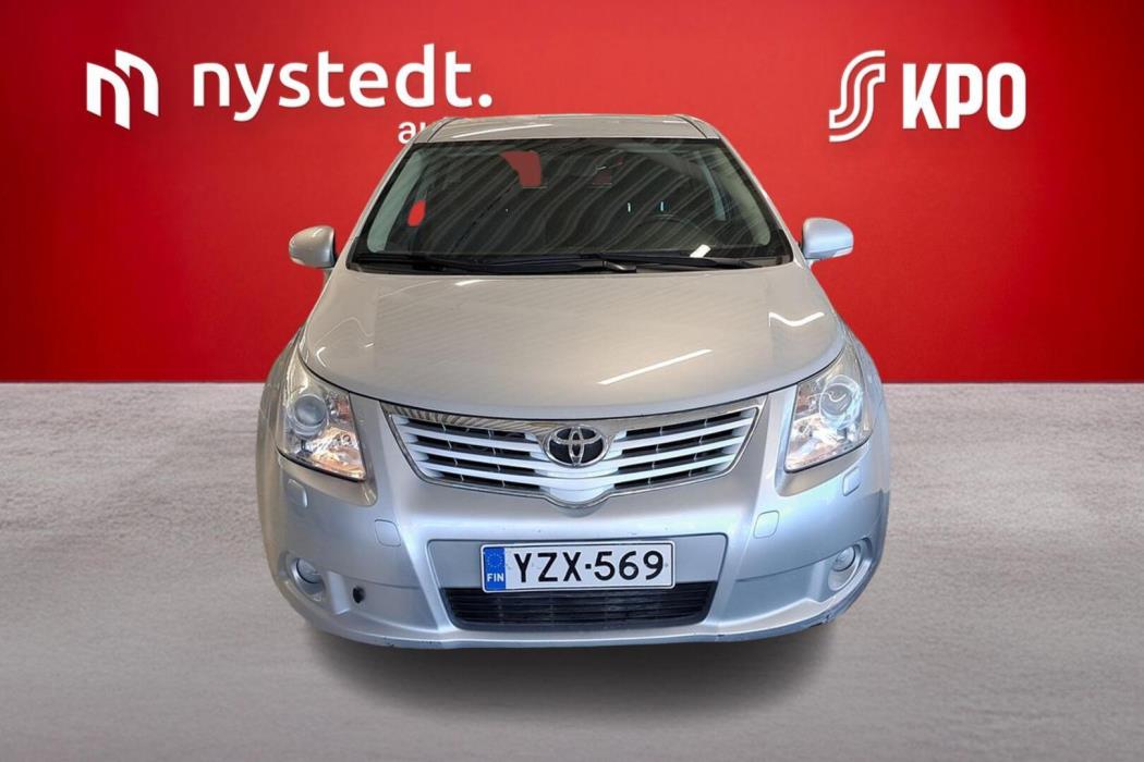 TOYOTA Avensis 2011