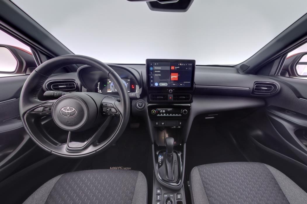TOYOTA YARIS CROSS 2026