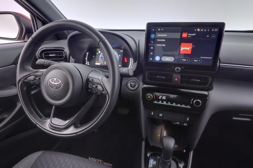TOYOTA YARIS CROSS 2026