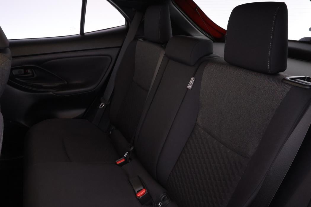 TOYOTA YARIS CROSS 2026