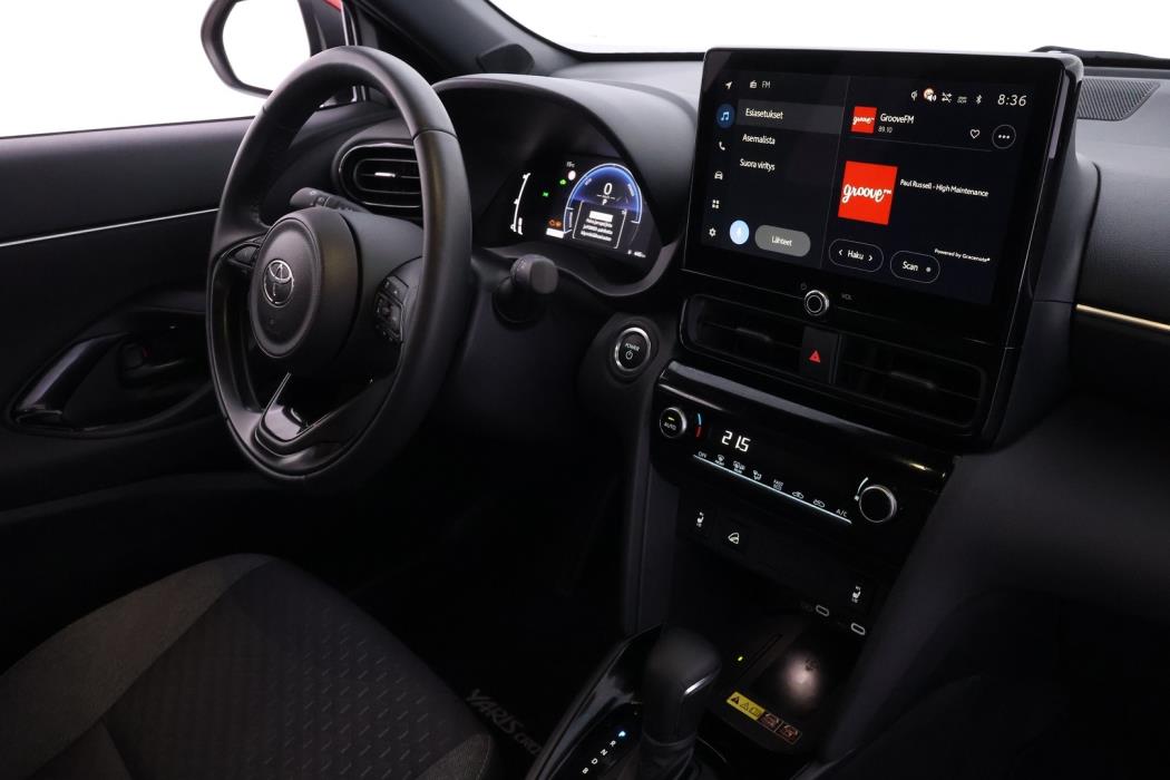 TOYOTA YARIS CROSS 2026