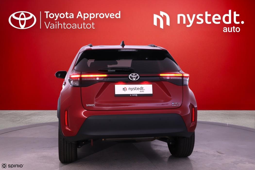 TOYOTA YARIS CROSS 2026