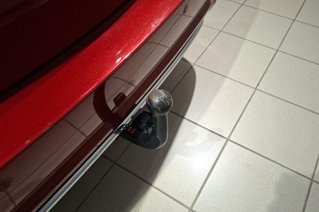 TOYOTA Auris 2017