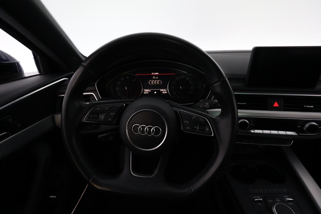 AUDI A4 2019