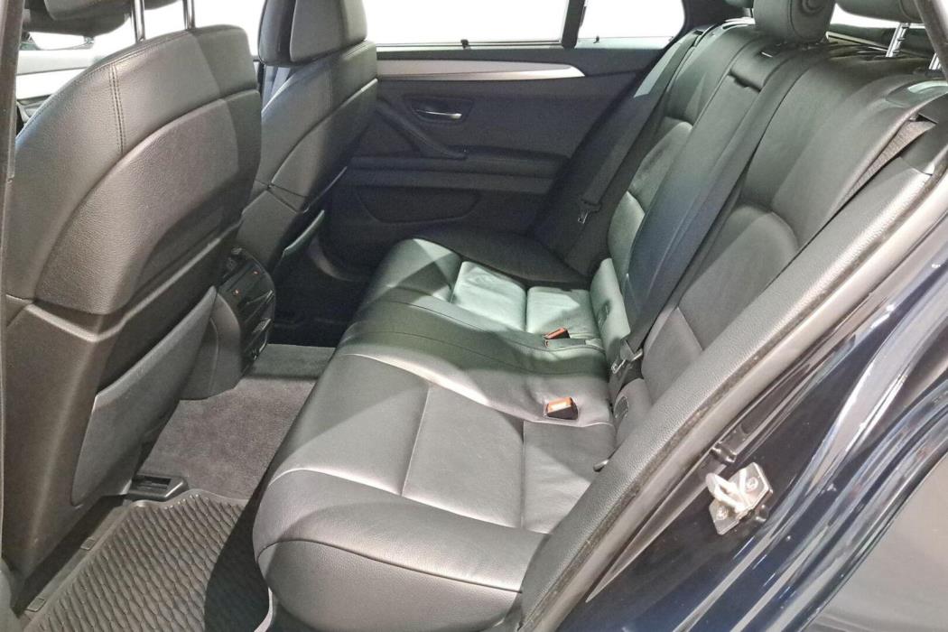 BMW 530 2011
