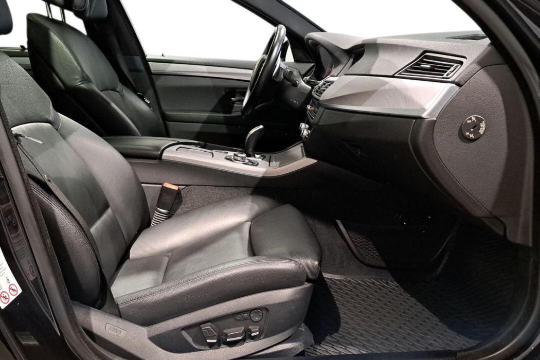 BMW 530 2011