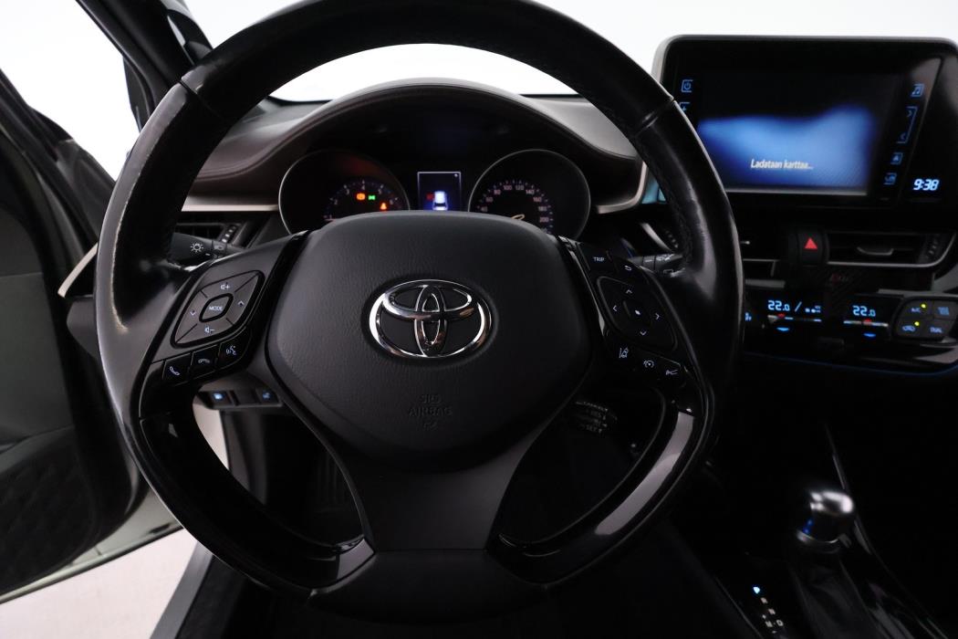 TOYOTA C-HR 2017