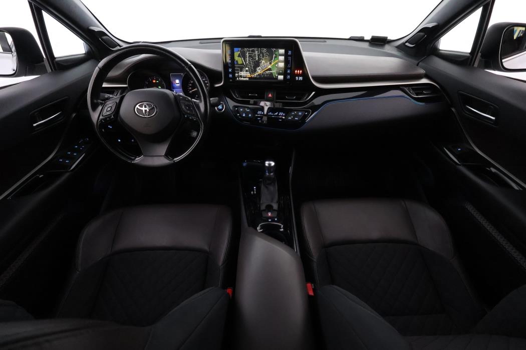 TOYOTA C-HR 2017