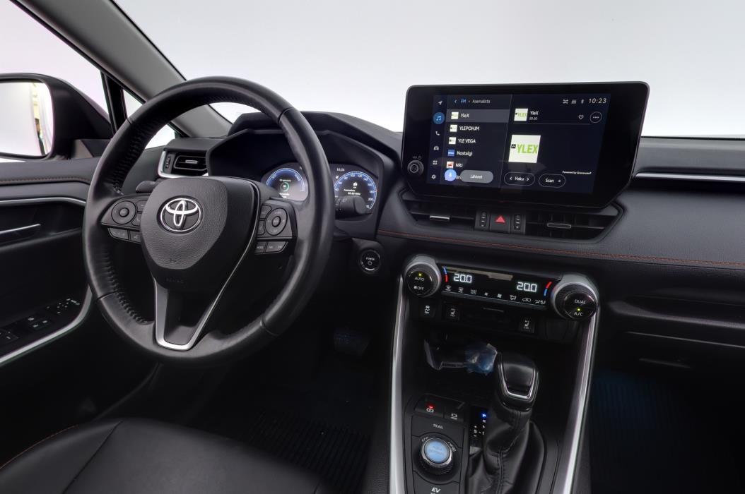 TOYOTA RAV4 2023