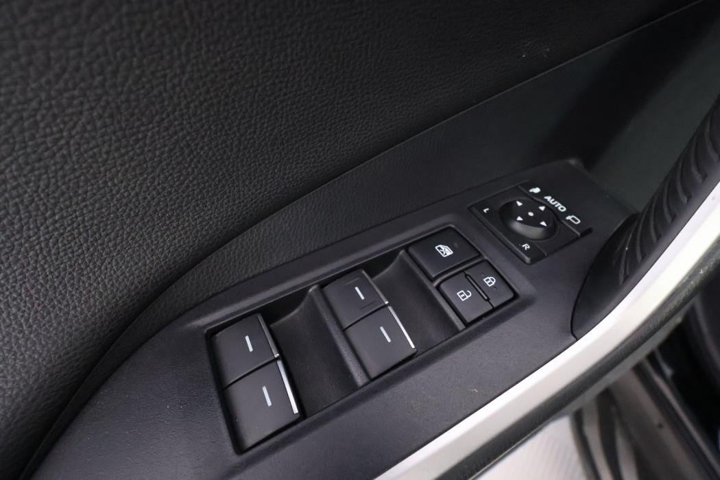 TOYOTA RAV4 2023