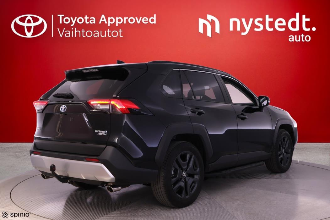 TOYOTA RAV4 2023