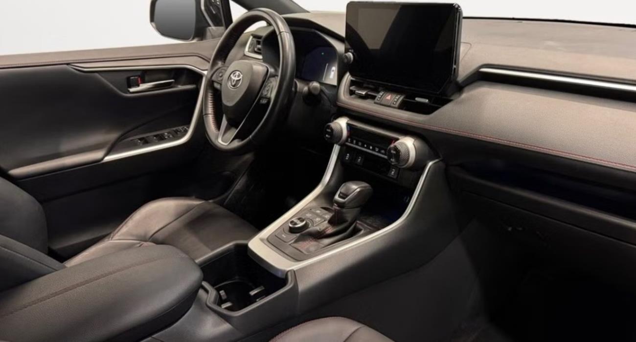 TOYOTA RAV4 PLUG-IN 2023