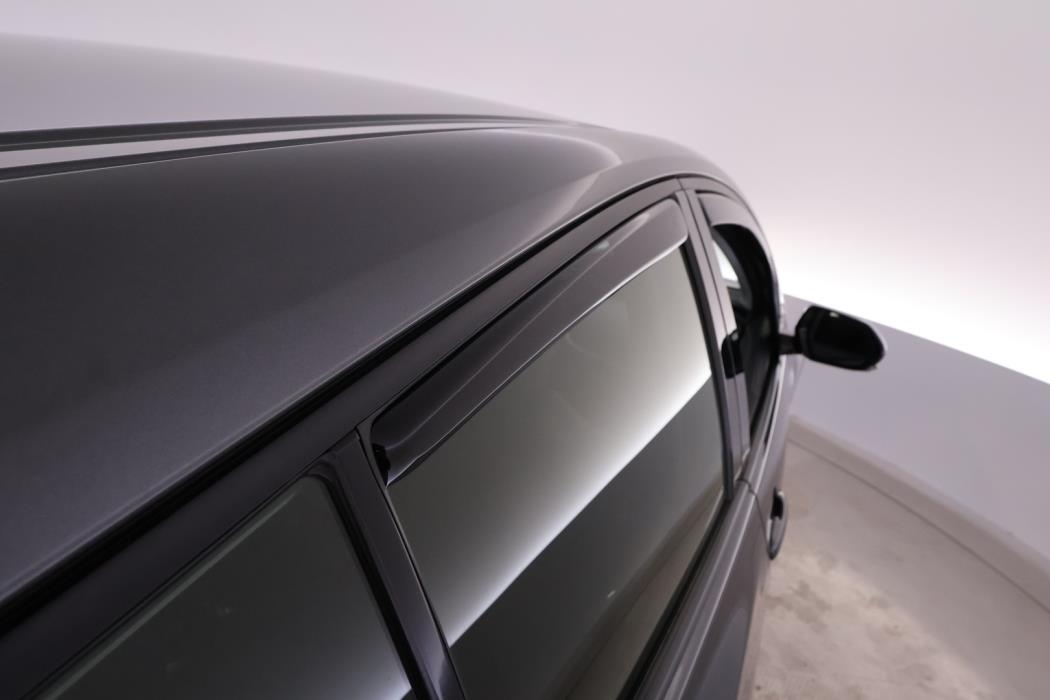 TOYOTA Prius Plug-in 2017