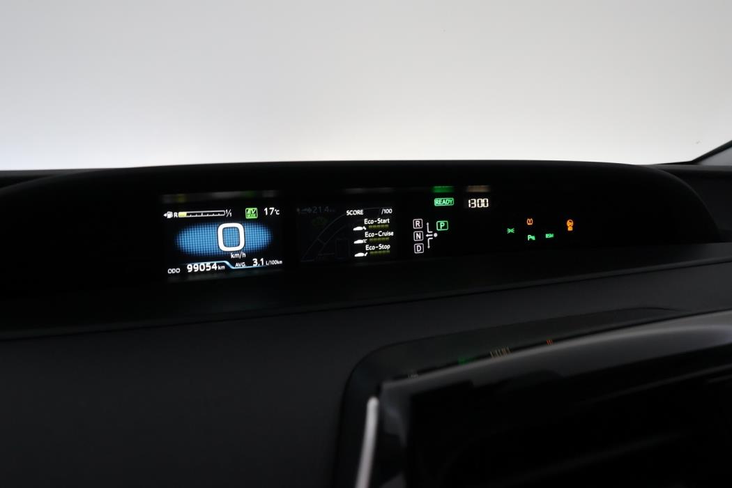 TOYOTA Prius Plug-in 2017