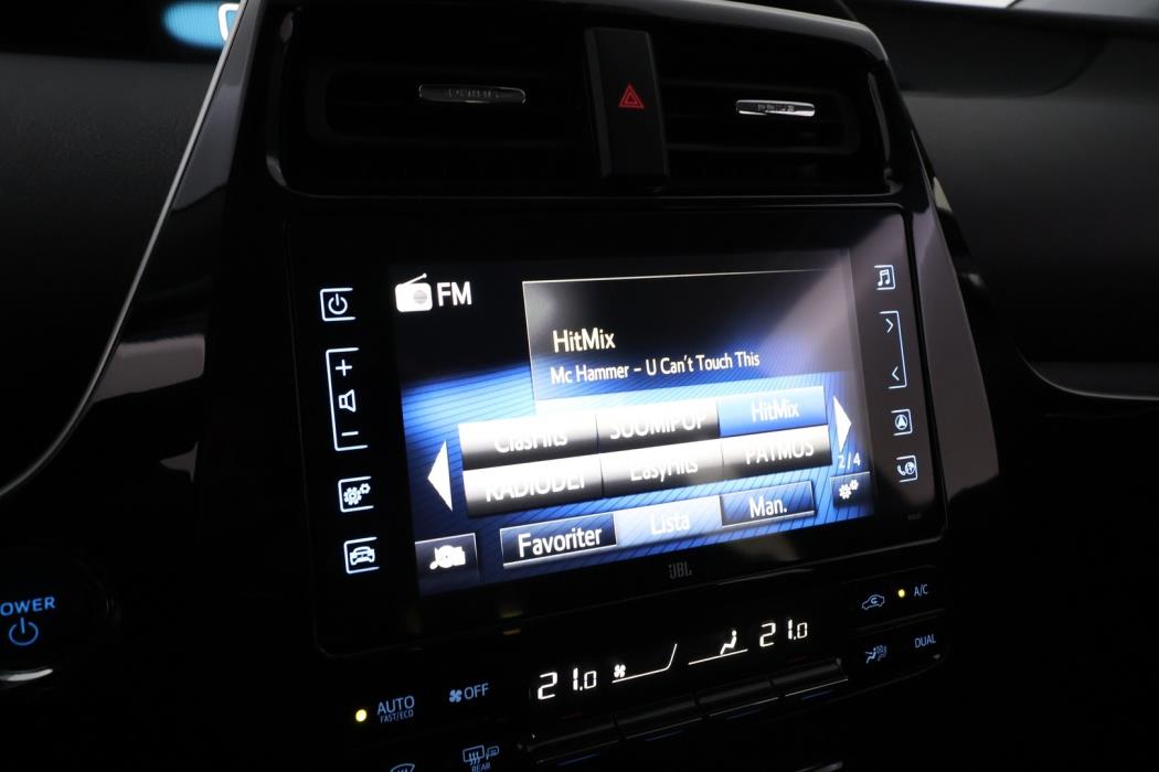 TOYOTA Prius Plug-in 2017