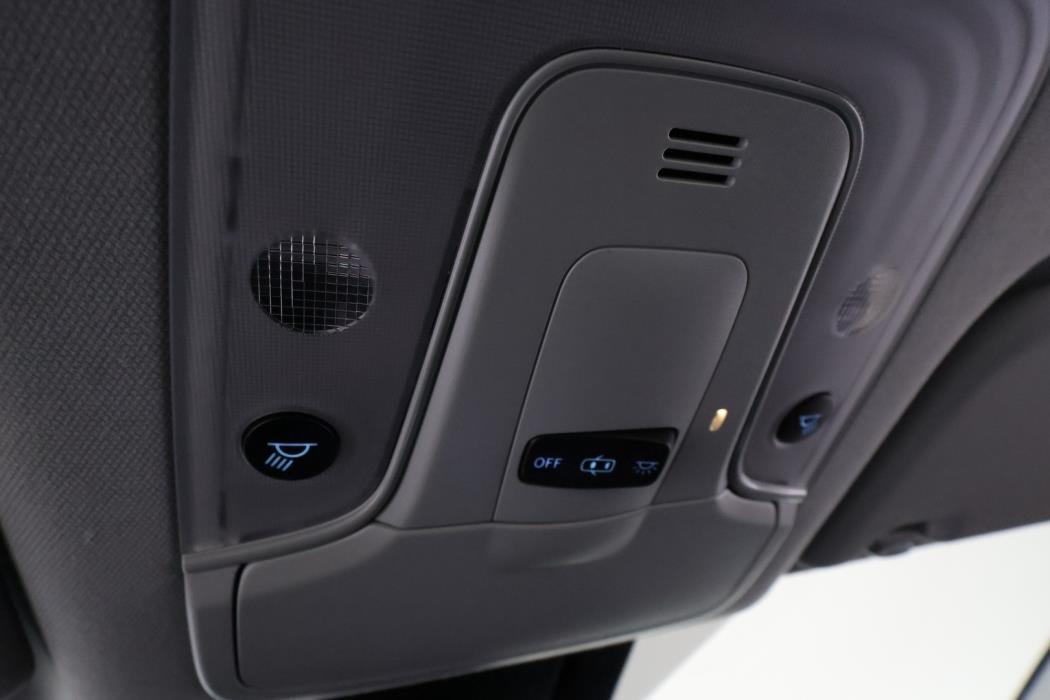 TOYOTA Prius Plug-in 2017