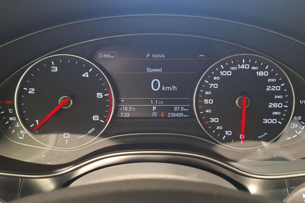 AUDI A6 2011
