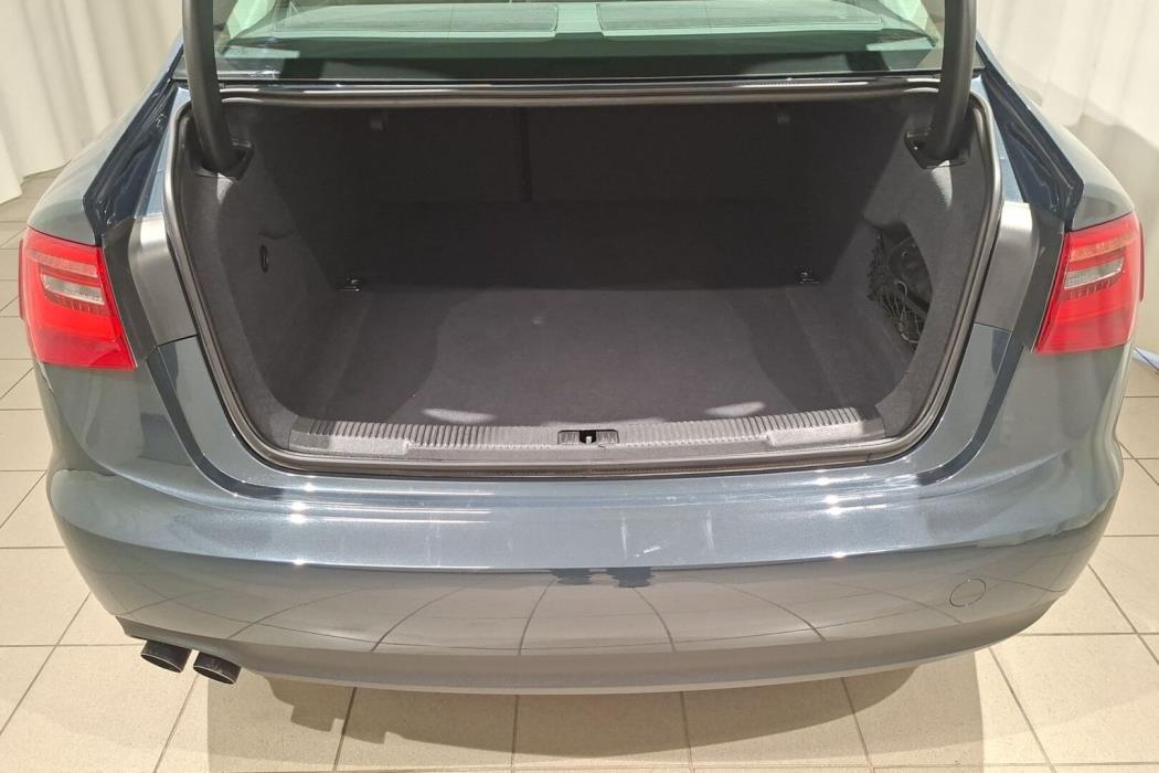 AUDI A6 2011