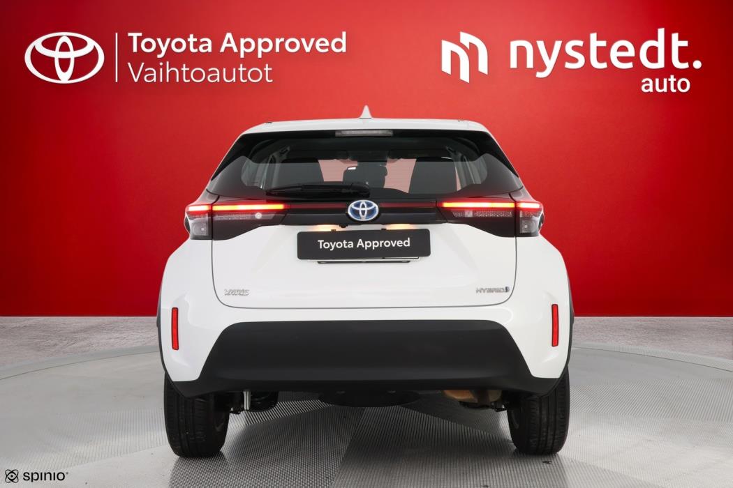 TOYOTA Yaris Cross 2024