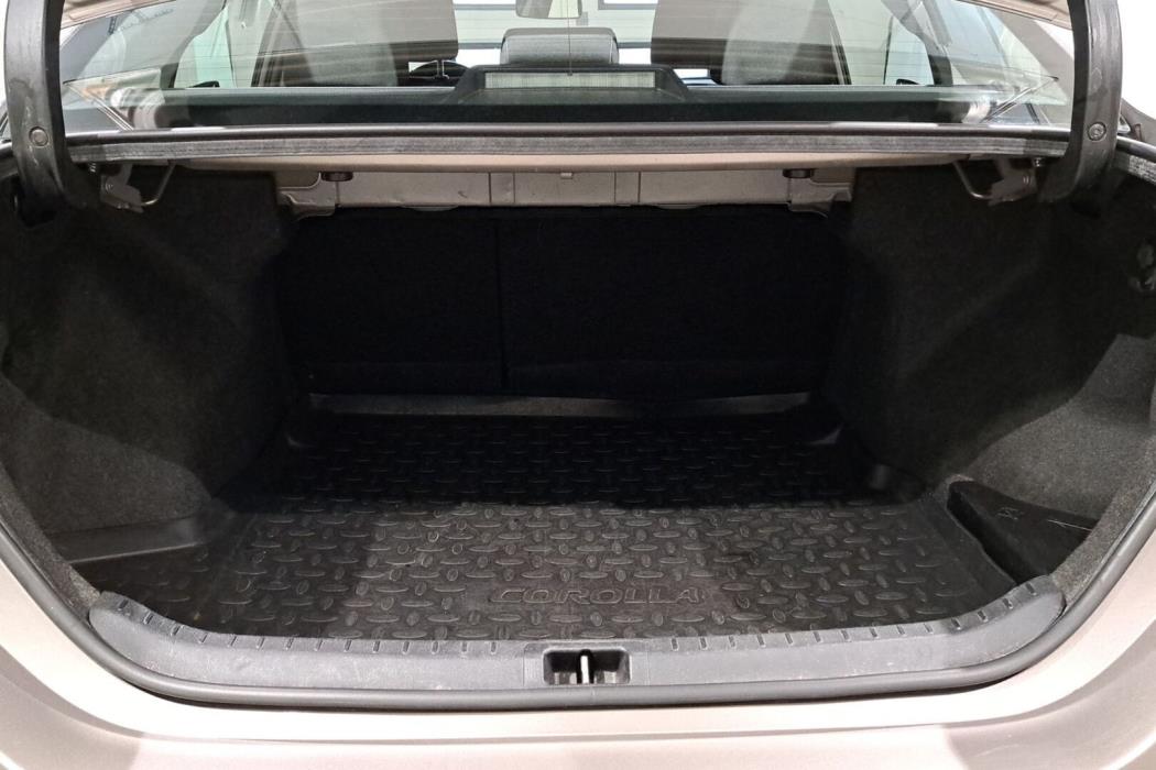 TOYOTA Corolla 2013