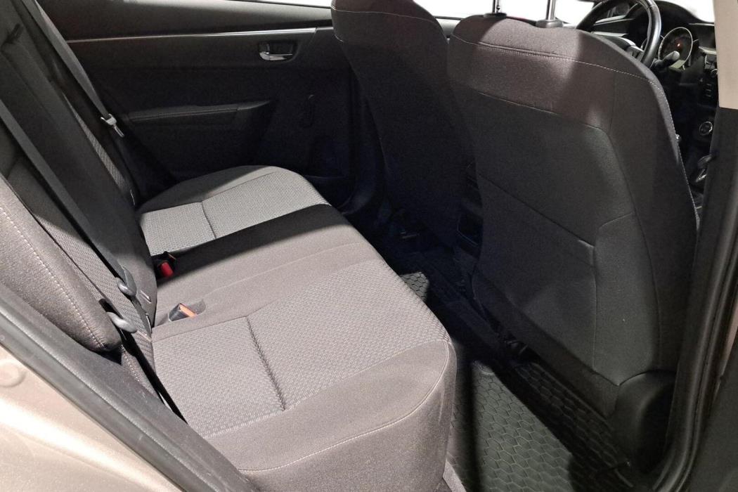 TOYOTA Corolla 2013