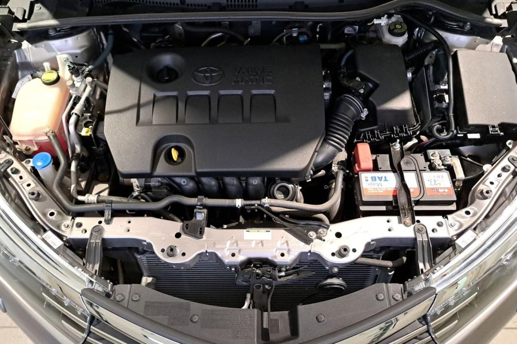 TOYOTA Corolla 2013