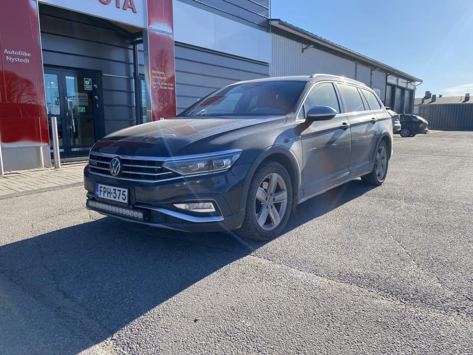 VOLKSWAGEN Passat 2021