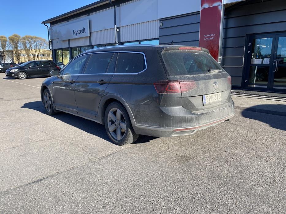 VOLKSWAGEN Passat 2021