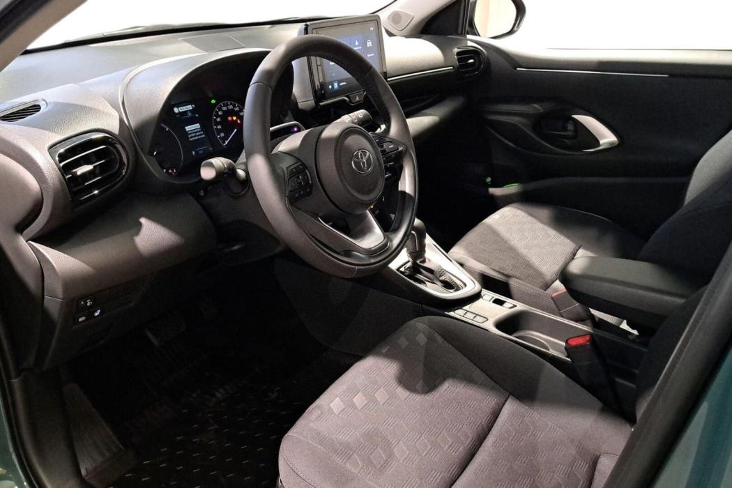 TOYOTA YARIS 2026