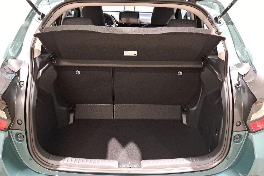 TOYOTA YARIS 2026