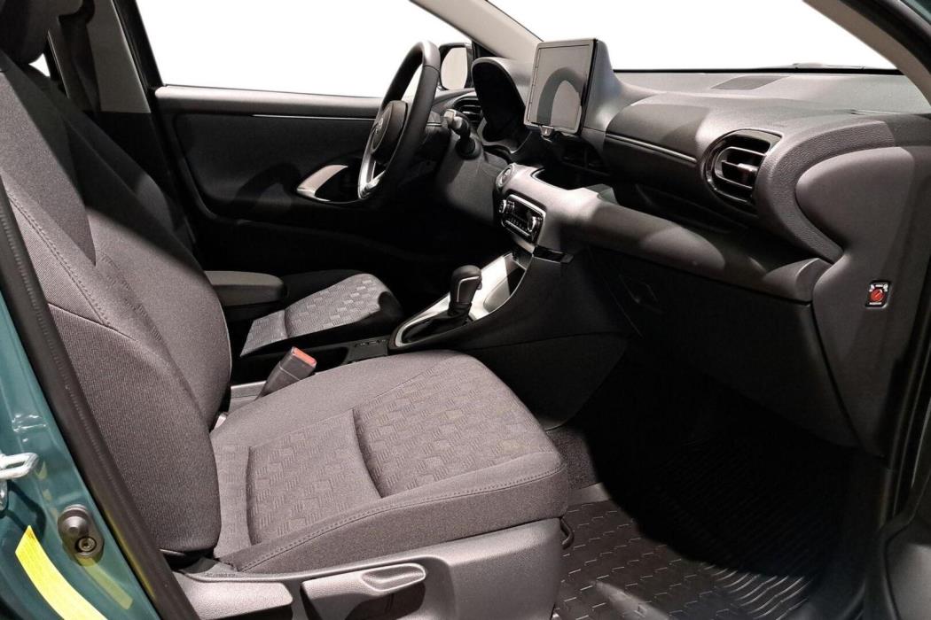 TOYOTA YARIS 2026