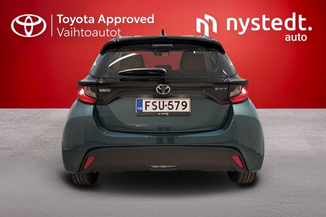 TOYOTA YARIS 2026