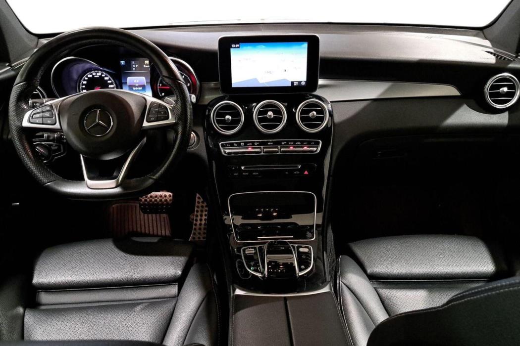 MERCEDES-BENZ GLC 2016