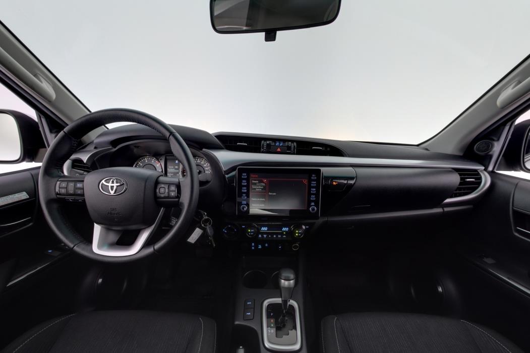 TOYOTA Hilux 2022