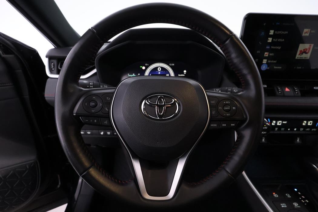 TOYOTA RAV4 PLUG-IN 2023