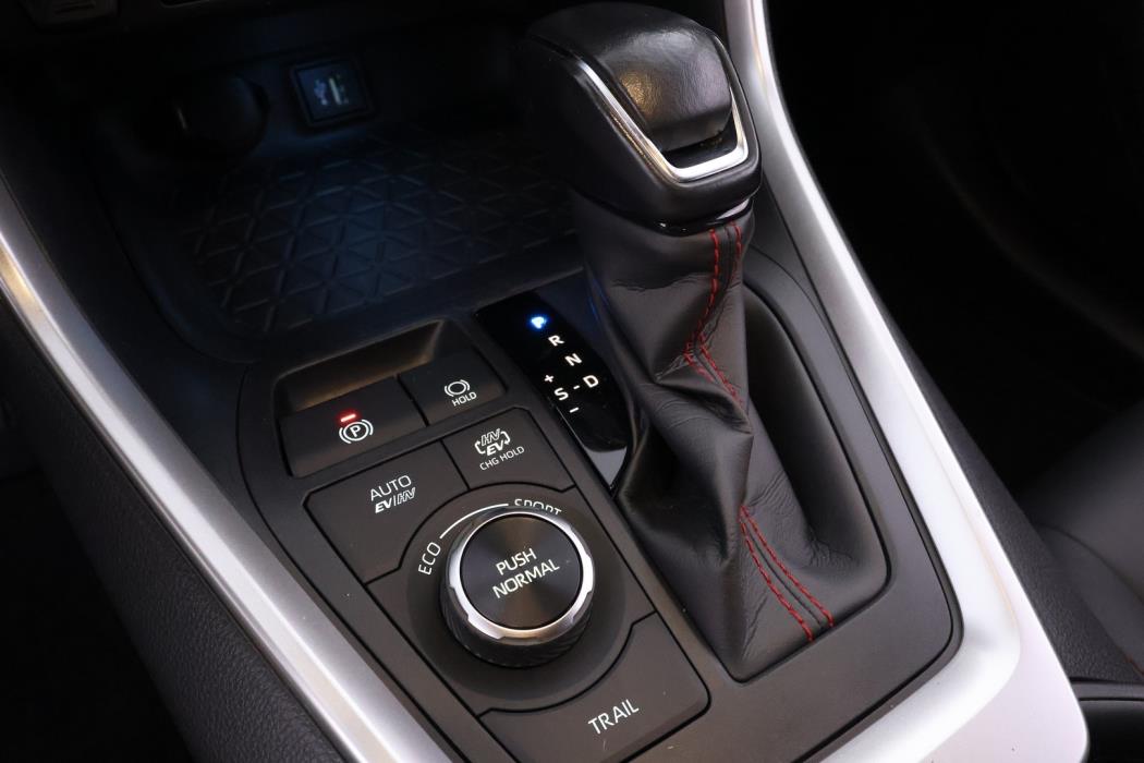 TOYOTA RAV4 PLUG-IN 2023