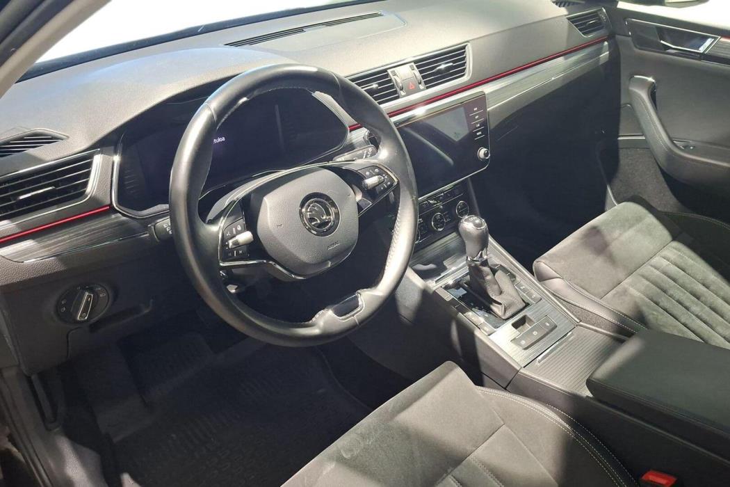 SKODA Superb 2021