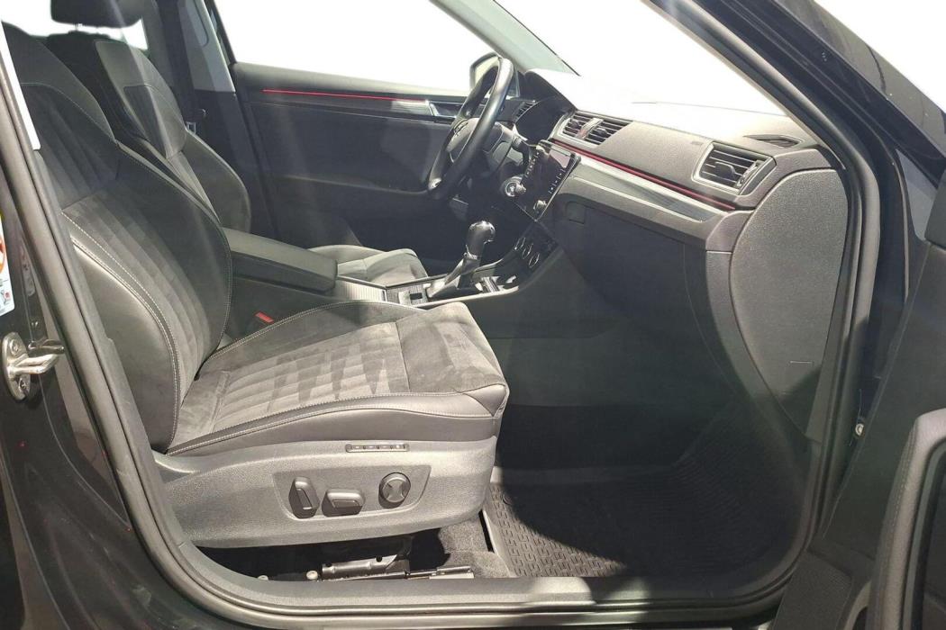 SKODA Superb 2021