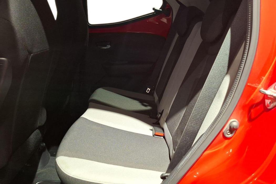 TOYOTA AYGO 2016