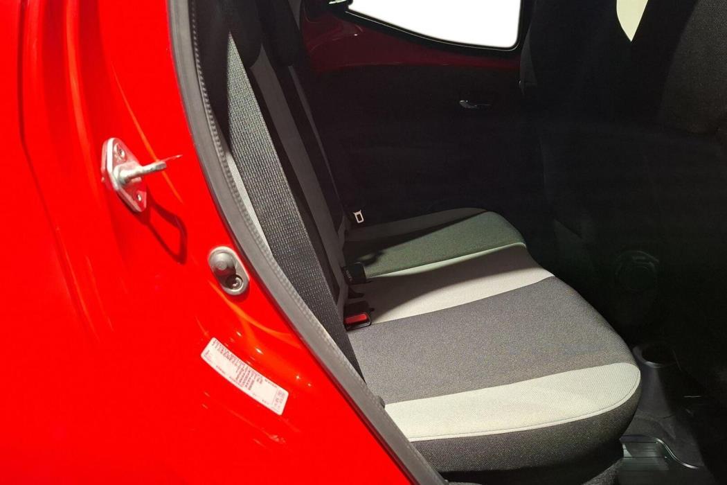 TOYOTA AYGO 2016