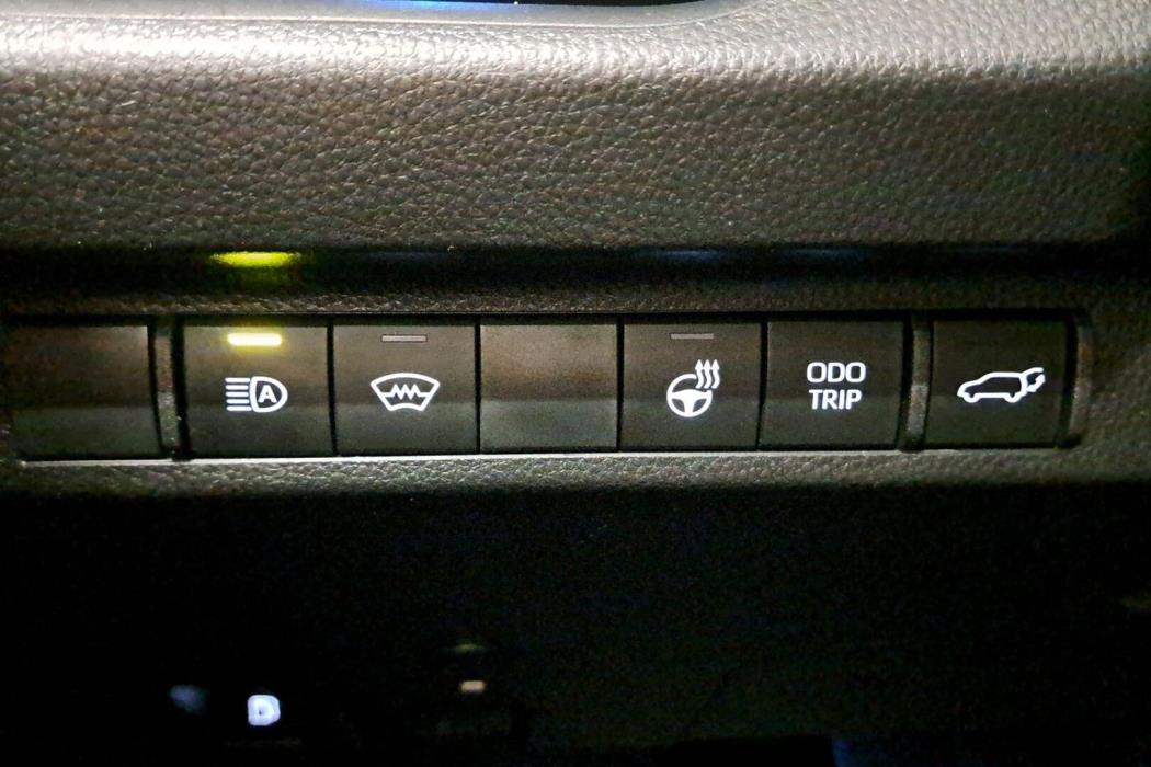 TOYOTA RAV4 Plug-in 2025