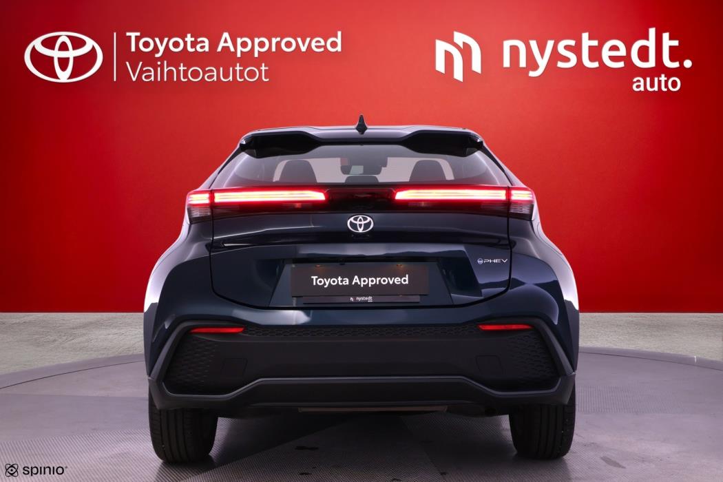 TOYOTA C-HR 2025
